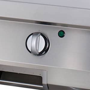 Heavy Duty Griddle - Smooth - Single Unit - 70cm Deep - Electric — 4